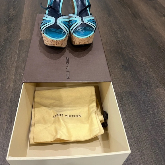 Authentic luxury LOUIS VUITTON wages - Picture 6 of 8